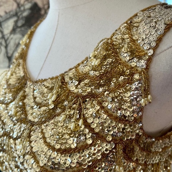 Amazing Vintage Top, Beaded with Sequins - Picture 3 of 11
